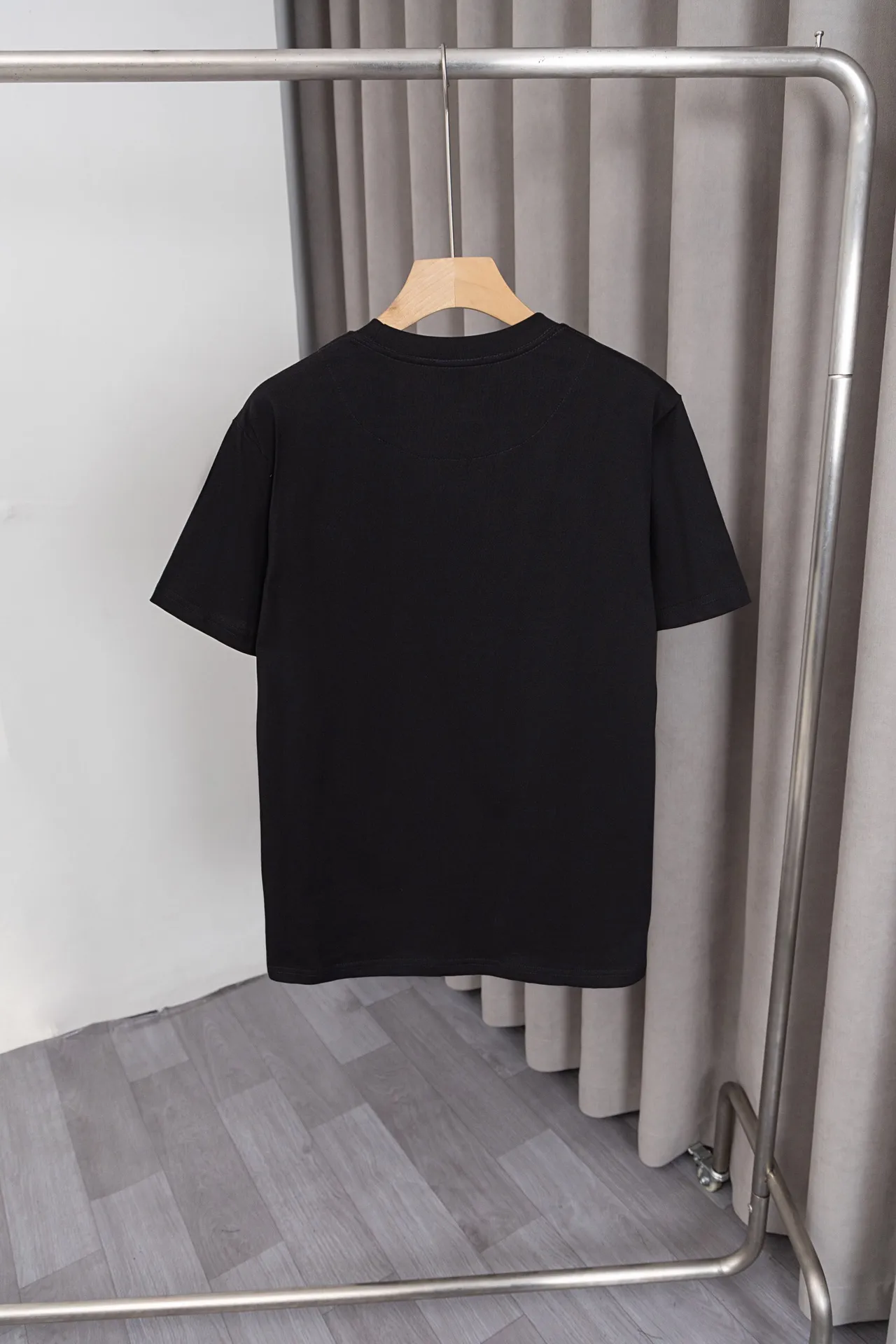 X 025 COACH𦸅Chi 25ss New Arrival T-shirt, presbyopic Series splicing style + left chest pocket design, highly customized. Gram double yarn pure cotton fabric, soft fabric, fashionable Versatile, same style for men and women. Color: solid color. Size: S～XXL.